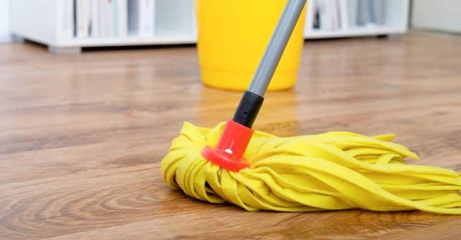 Laminate Floor Cleaning